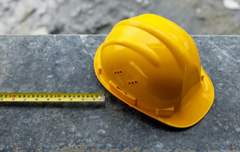 FAQs zur Sicherheit von Photovoltaik auf Eigenheimen - Einstiegsbild